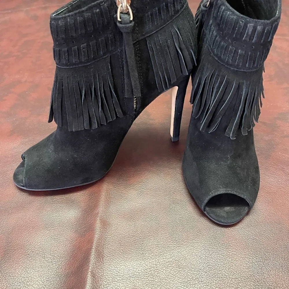 Rebecca Minkoff‎ black suede fringe heels, size 6 1/2